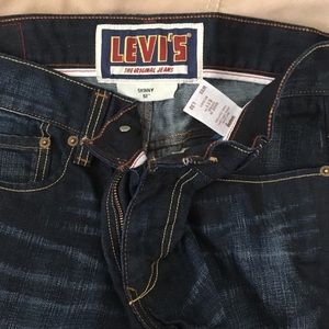 2 Levi’s 511/510 33X32